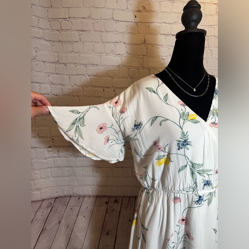 LC Lauren Conrad White Floral Mini Dress Sz L - Picture 10 of 16